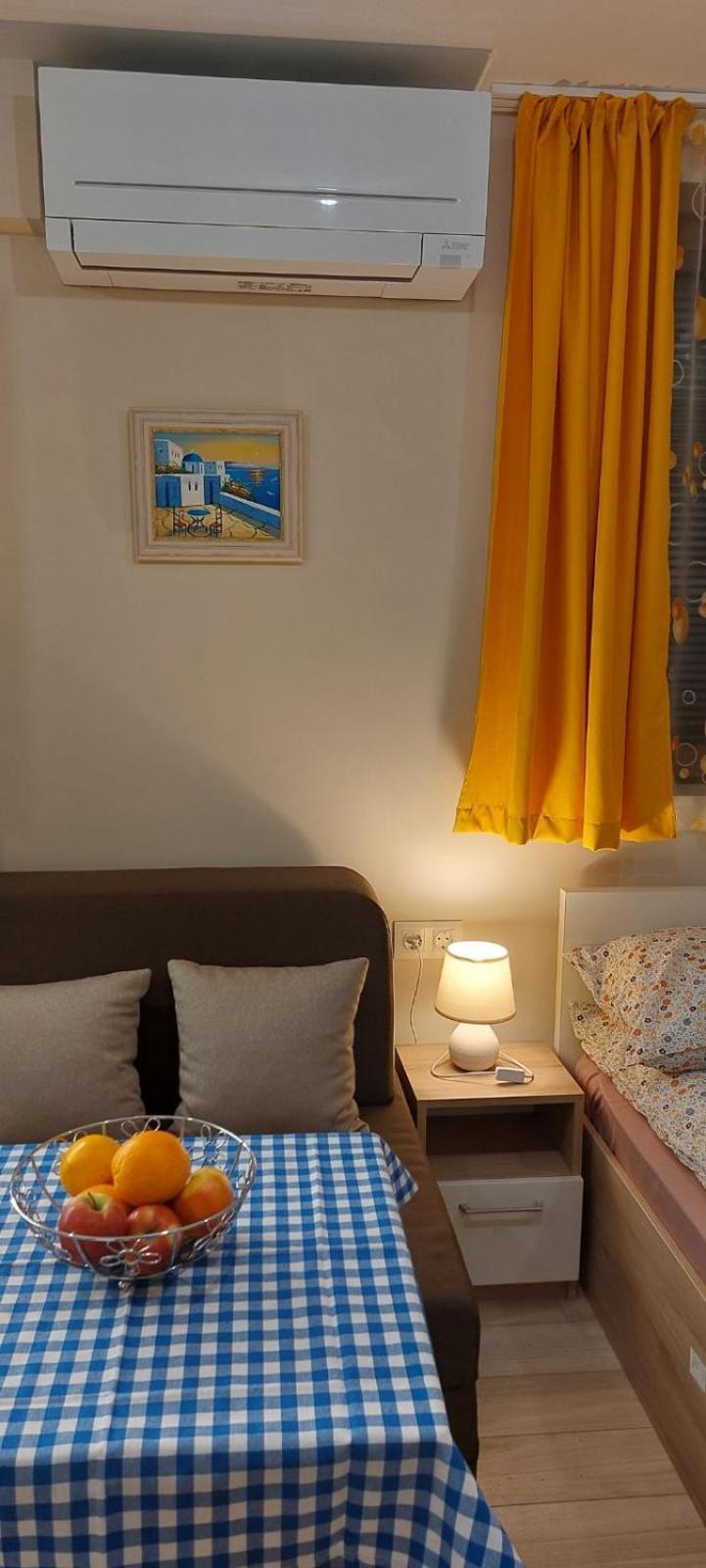 Studio Galileo Burgas City Exterior foto